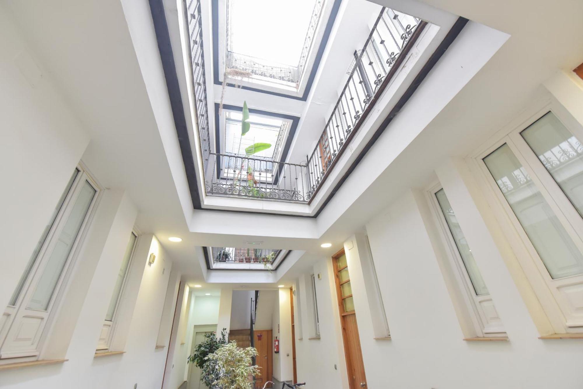 New! Bohemian Center Apartment セビリア エクステリア 写真